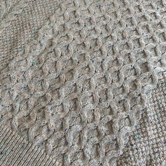 Women’s Mossimo Crop Knitted Sweatshirt - Picture 4 of 5